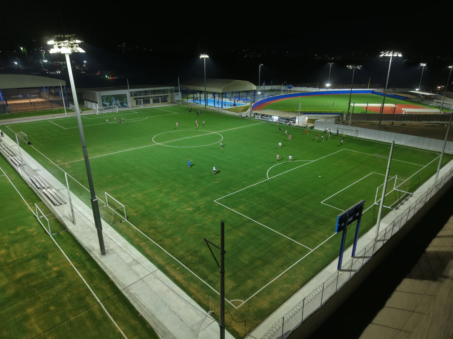 tecnología shockpad en canchas deportivas de fútbol