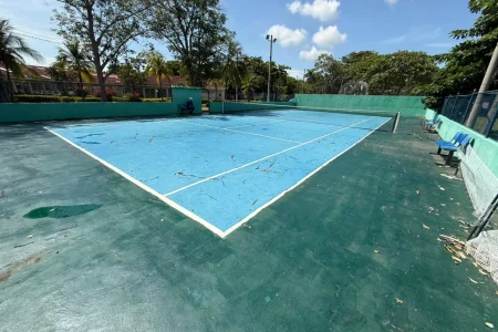 nivelación de cancha múltiple en concreto