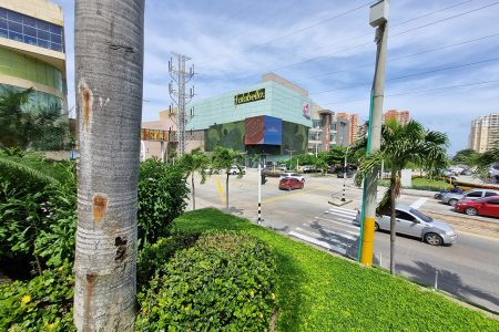 Centro Comercial Mall Plaza Barranquilla 1080-1